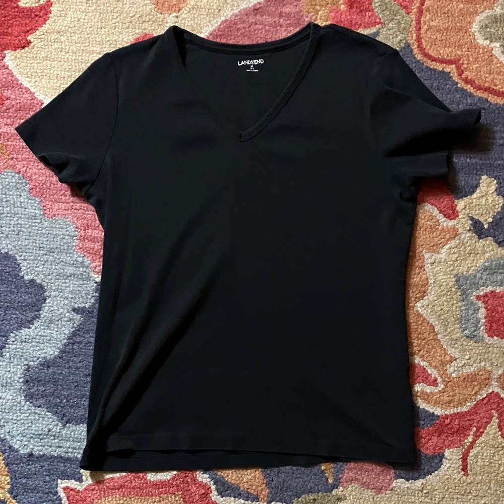 Lands' End Women's Classic Black Short Sleeve Tee - Medium